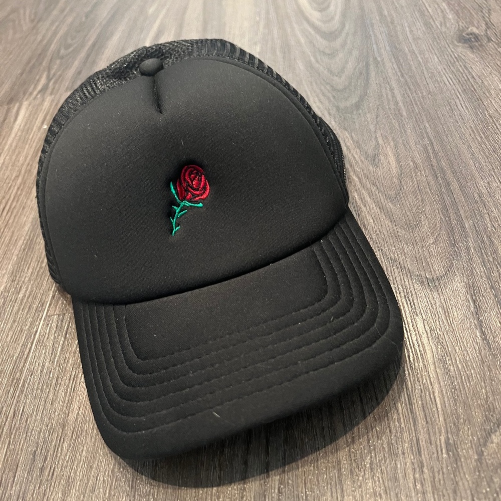 Pacsun Rose SnapBack Trucker Hat